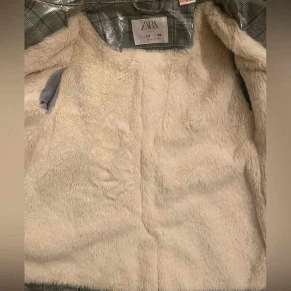 Zara waterproof fur lined rain coat - 2-3y EXCELLENT condition